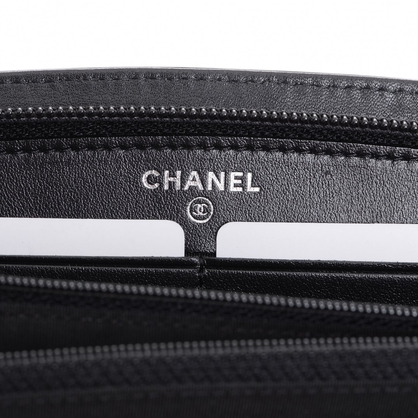 Patent CC Trousse Maquil Wallet Black