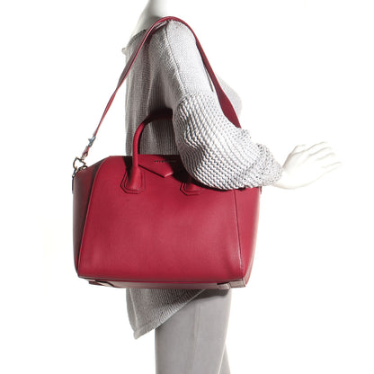 Givenchy Sugar Goatskin Medium Antigona Cherry 2 of 11
