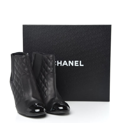 Chanel Lambskin Patent Quilted Wedge Ankle Boots 39 Black 14 of 14