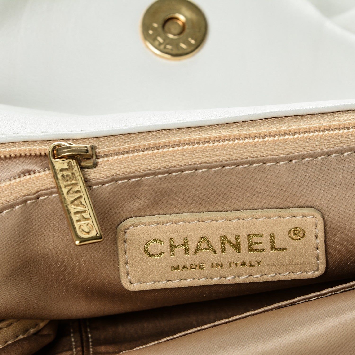 Chanel Lambskin Large Rodeo Drive Tote White 6 of 7