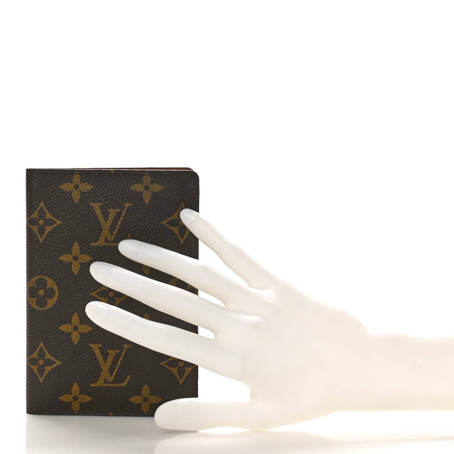 Louis Vuitton Monogram Passport Cover 2 of 8