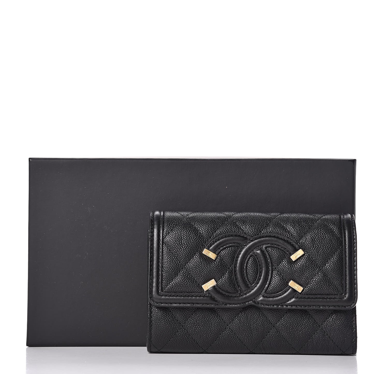 Caviar Quilted Medium Filigree Flap Wallet Black