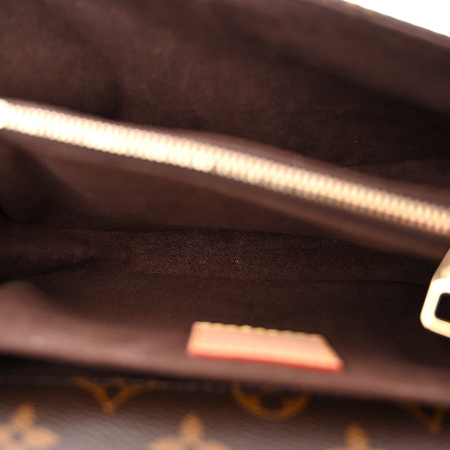 Louis Vuitton Monogram Pochette Metis East West 5 of 9