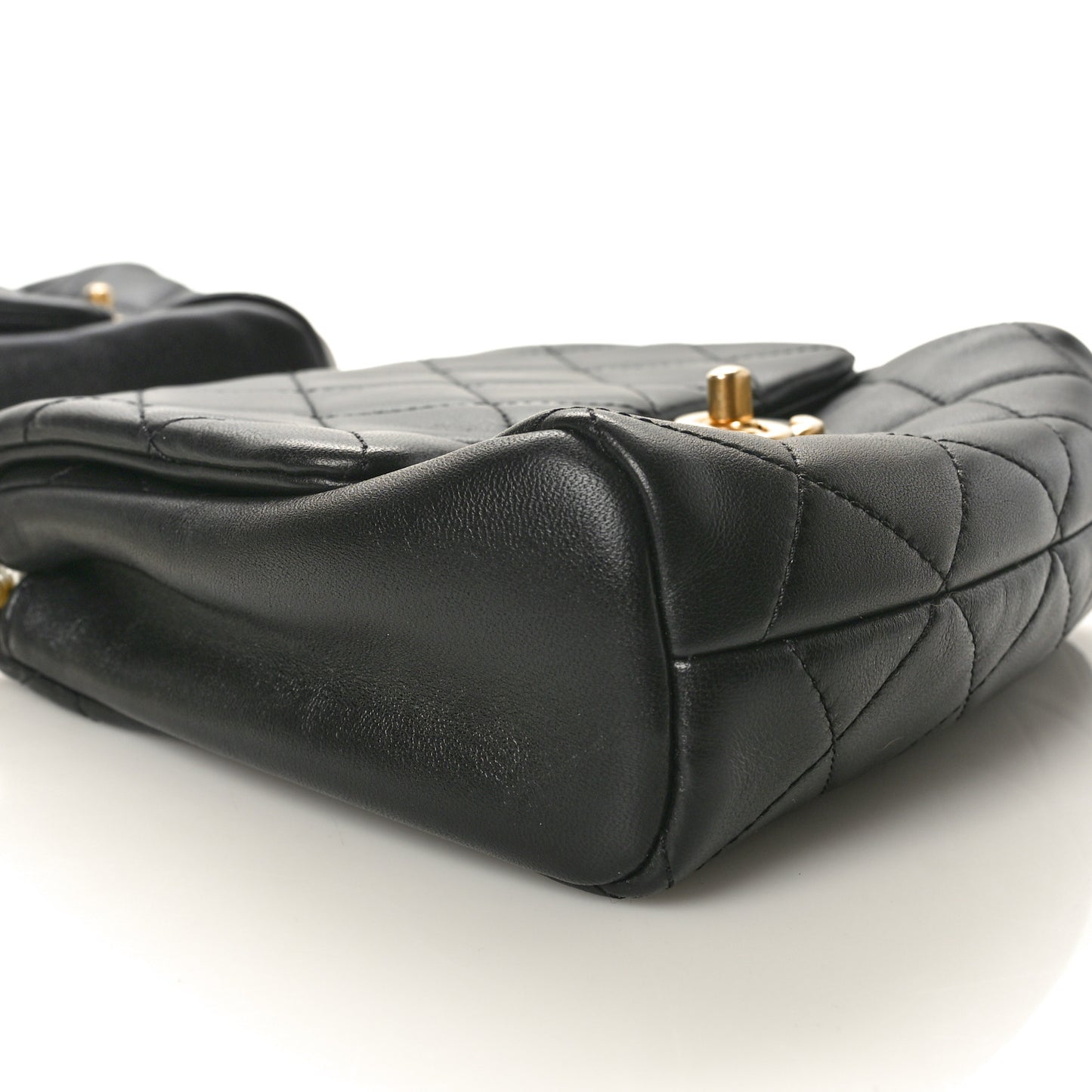 Lambskin Pearl Quilted Side Packs Black