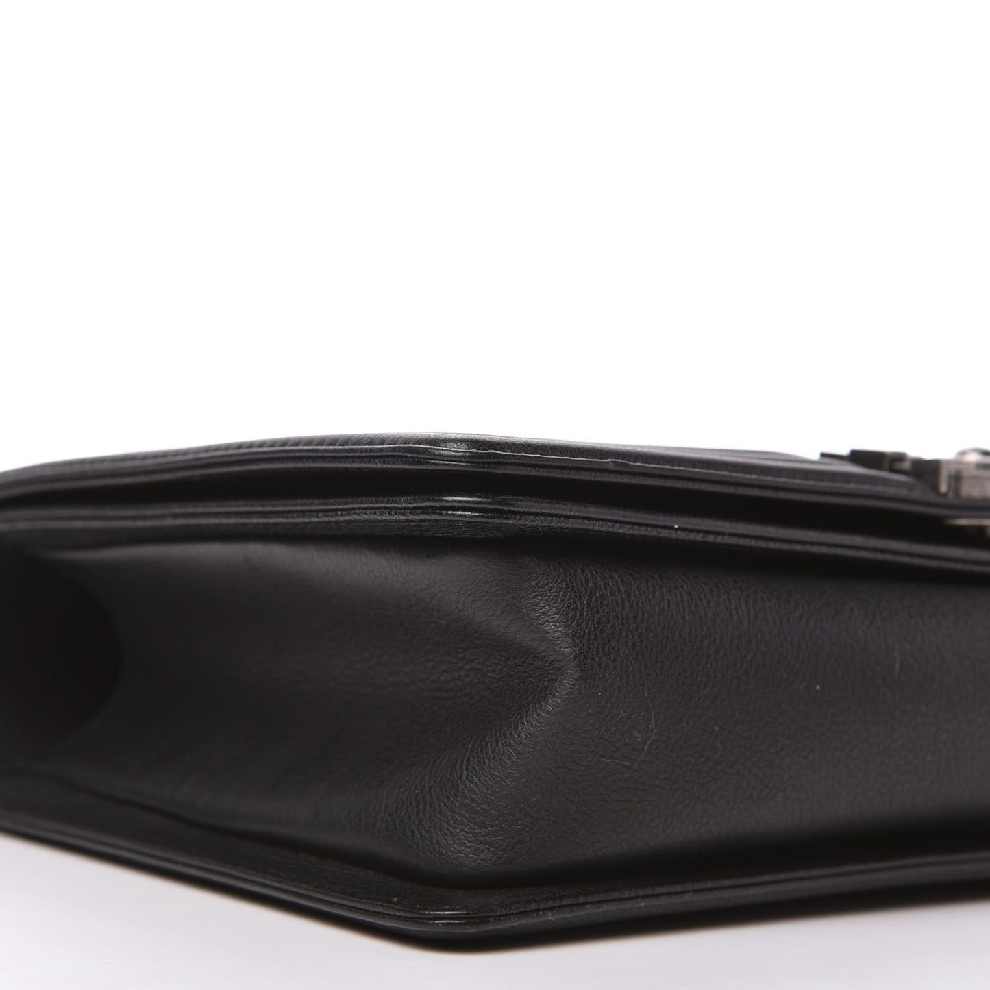 Grained Calfskin Quilted New Medium Boy Flap Black