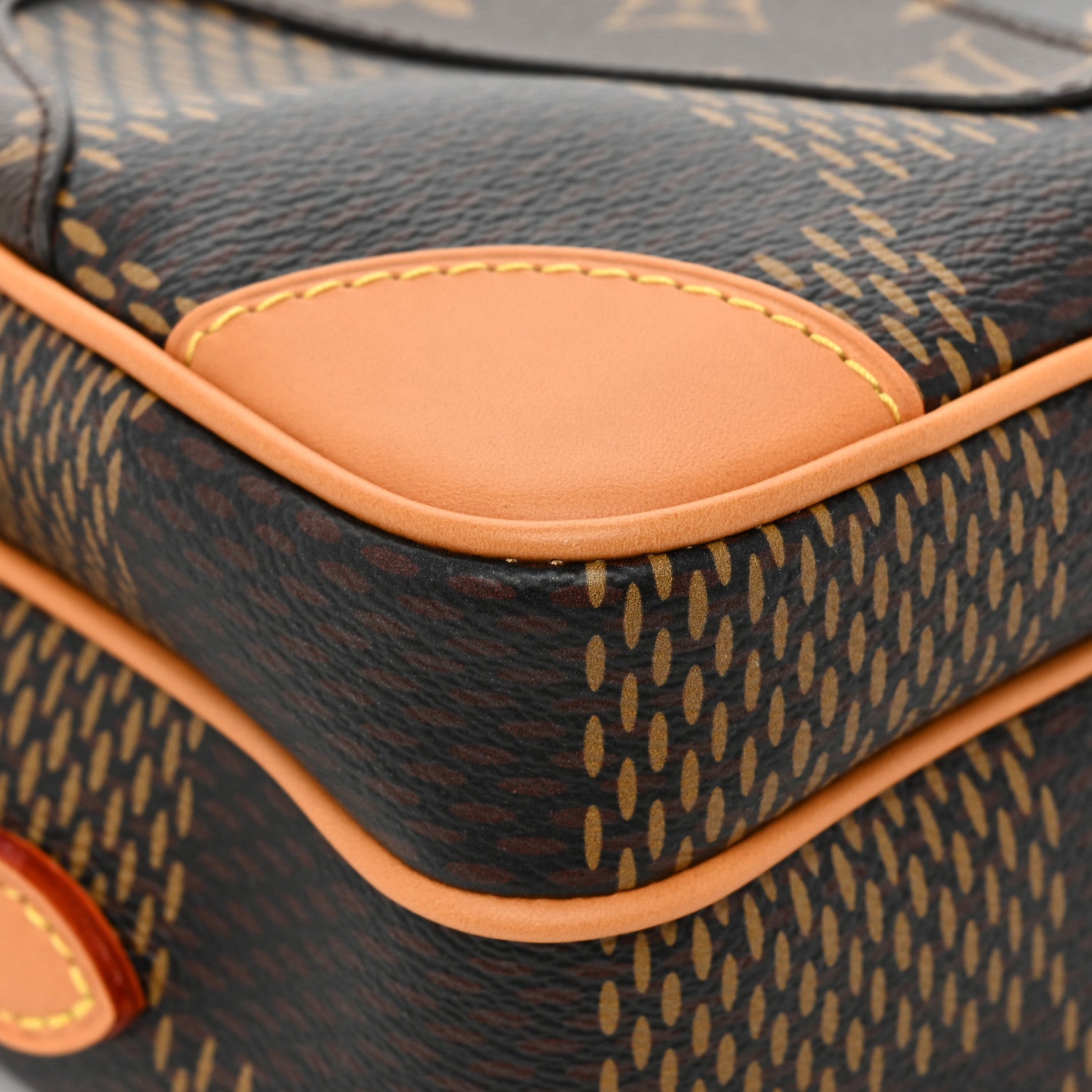 Louis Vuitton X NIGO Giant Damier Ebene Monogram Nil Messenger 9 of 9