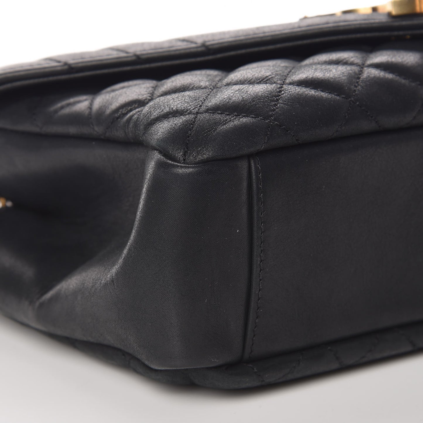 Sheepskin Tri-Quilt Monogram Medium College Bag Black