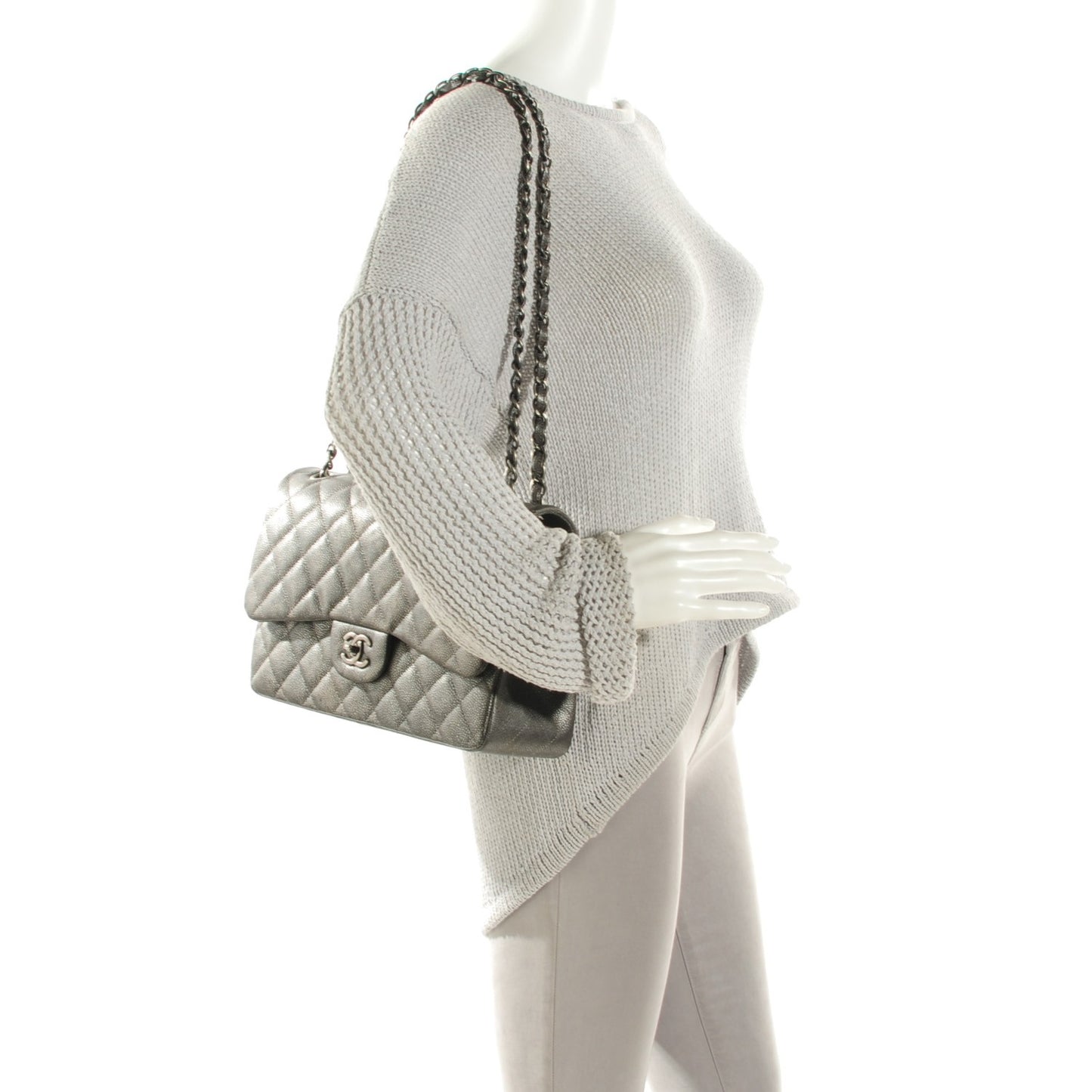 Iridescent Caviar Quilted Jumbo Double Flap Dark Silver