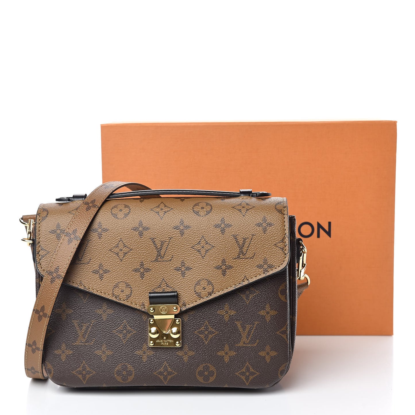 Reverse Monogram Pochette Metis