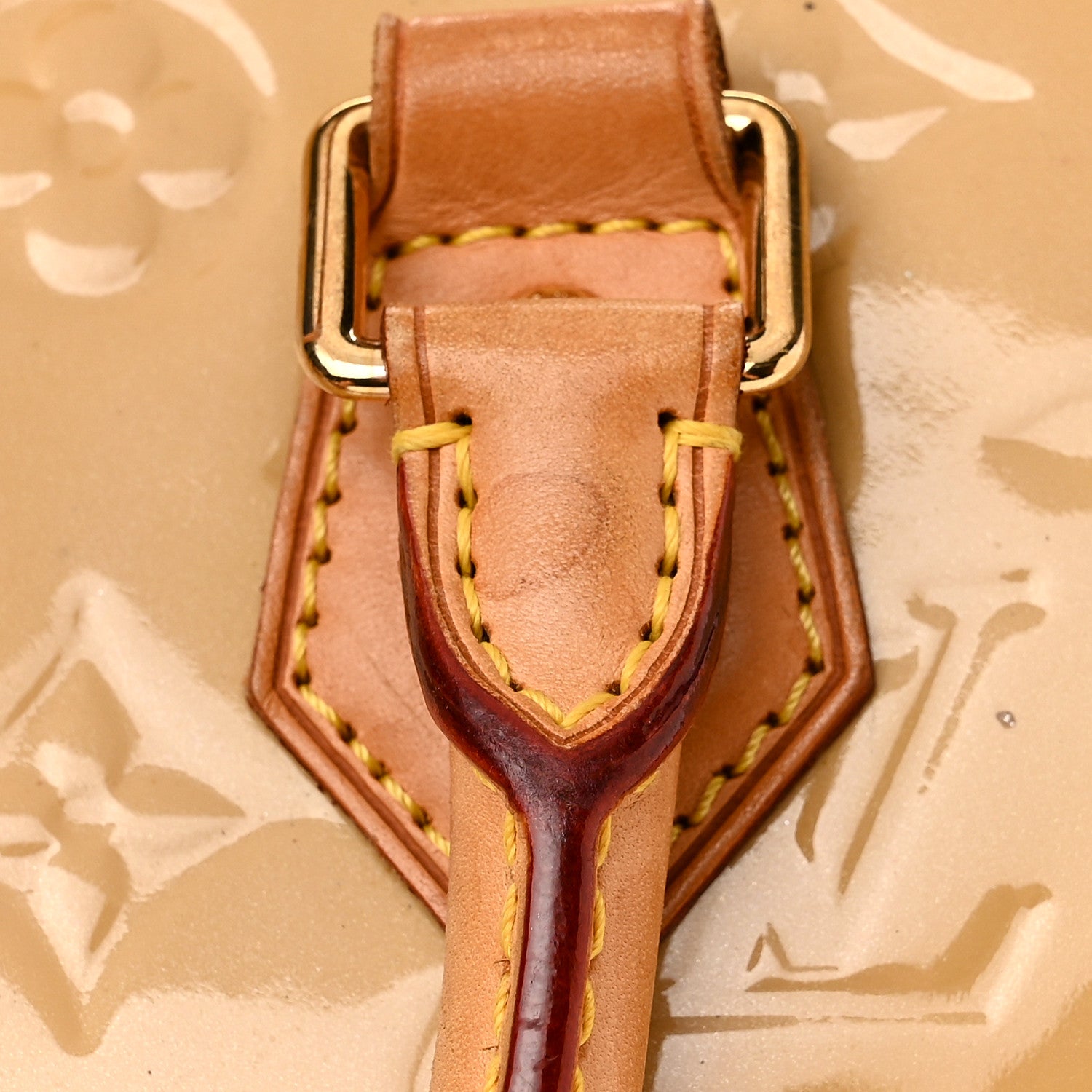 Louis Vuitton Vernis Montebello MM Dune 14 of 17
