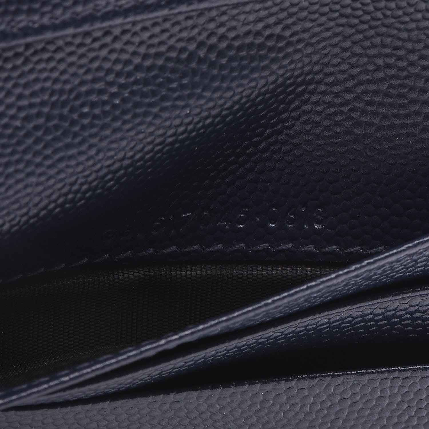 Saint Laurent Grain De Poudre Matelasse Chevron Monogram Zipped Card Case Navy 8 of 10
