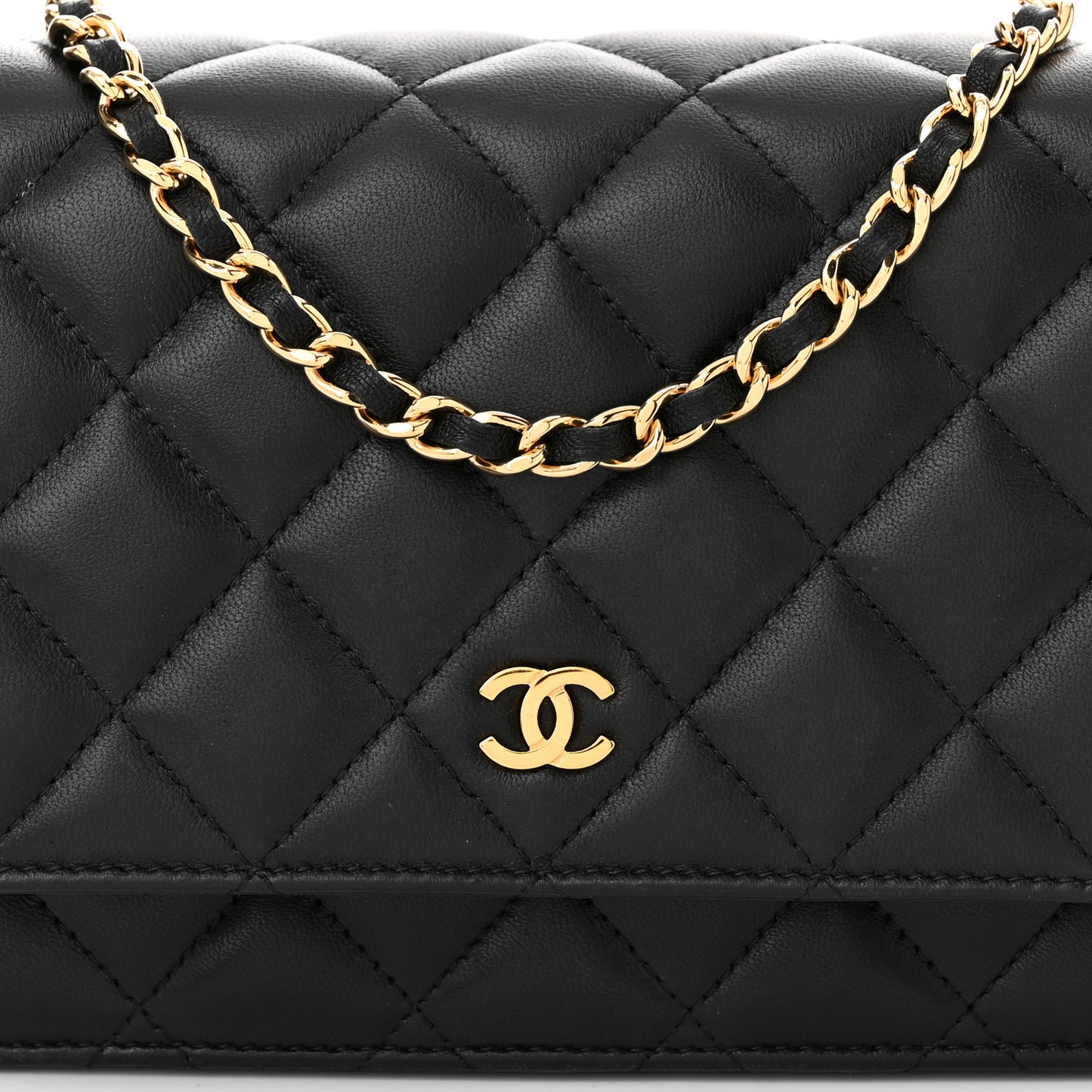 Lambskin Quilted Wallet On Chain WOC Black