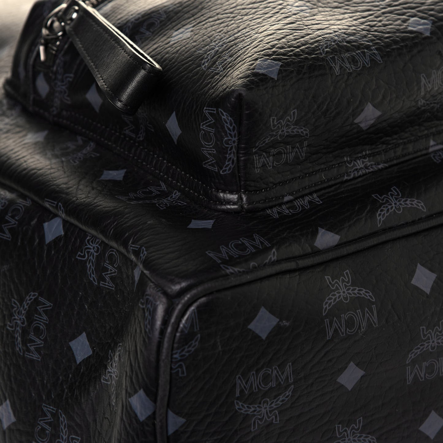 Visetos Medium Sprinkle Stud Stark Backpack Black