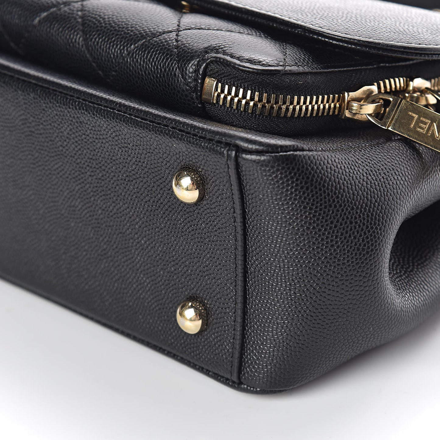 Caviar Quilted Small Business Affinity Flap Black