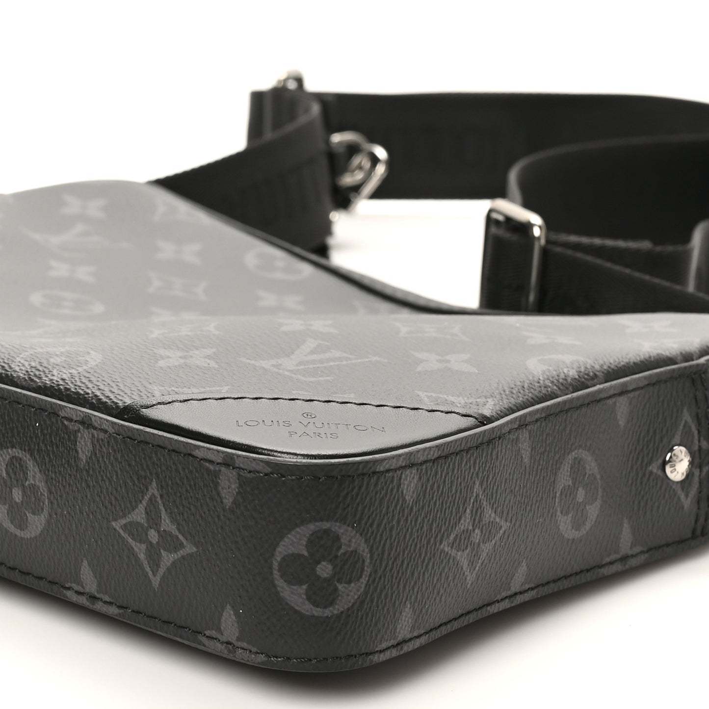 Reverse Monogram Eclipse Trio Messenger