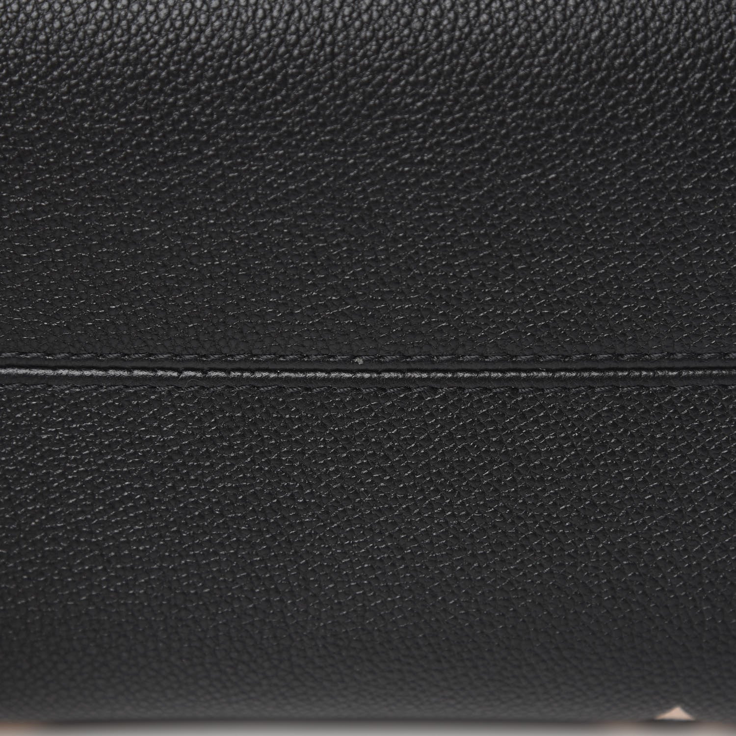 Louis Vuitton Empreinte Monogram Giant Onthego MM Black Beige 12 of 12
