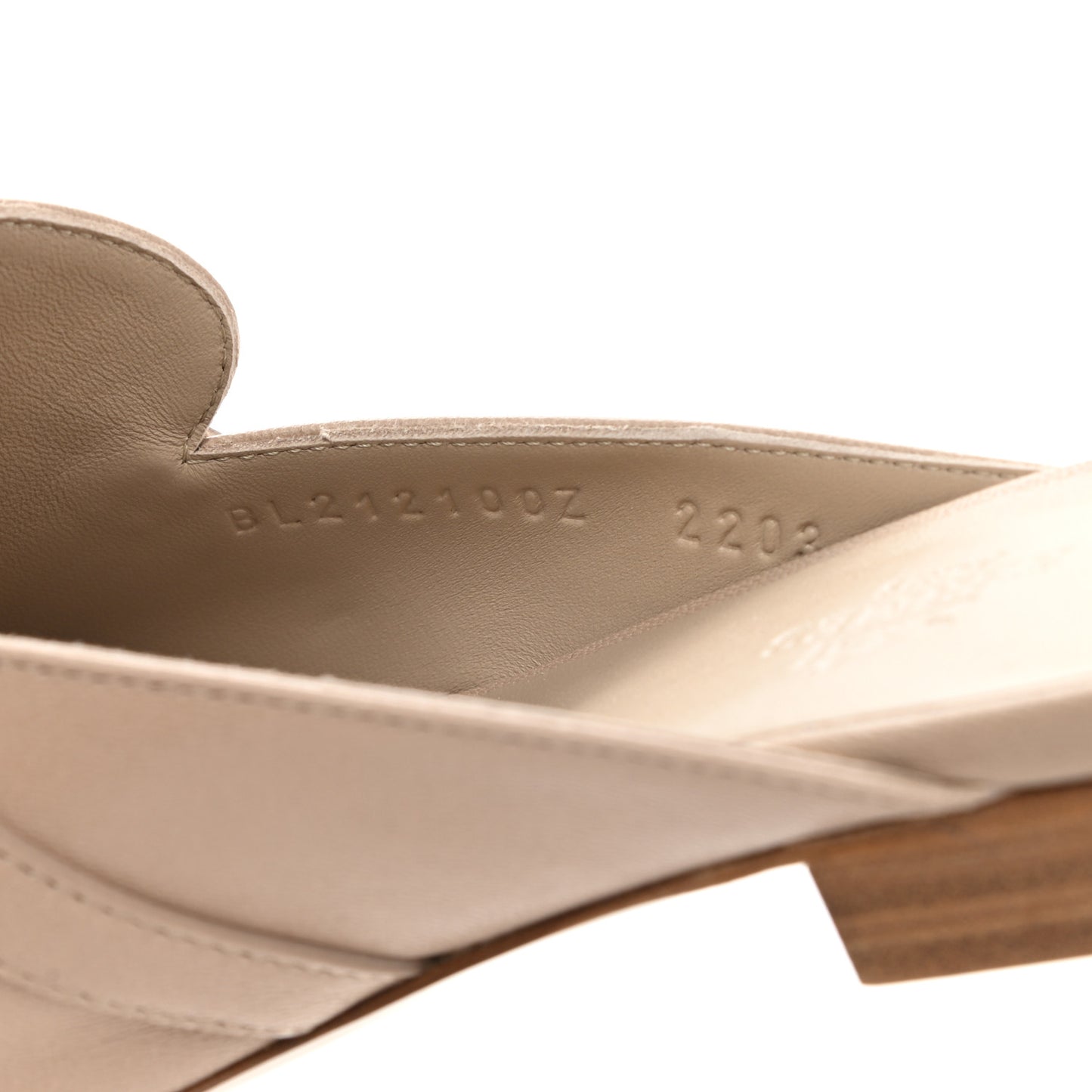 Calfskin Oz Mules 36.5 Blanc Gomme