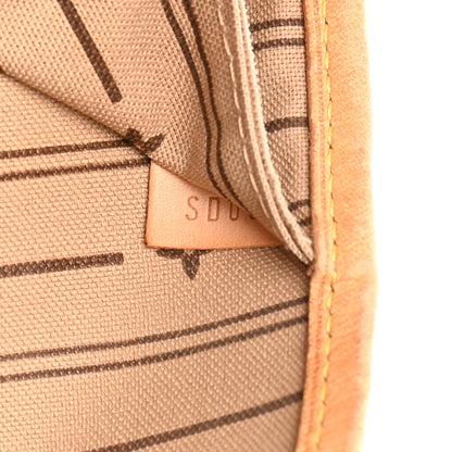 Louis Vuitton Monogram Neverfull MM 7 of 21