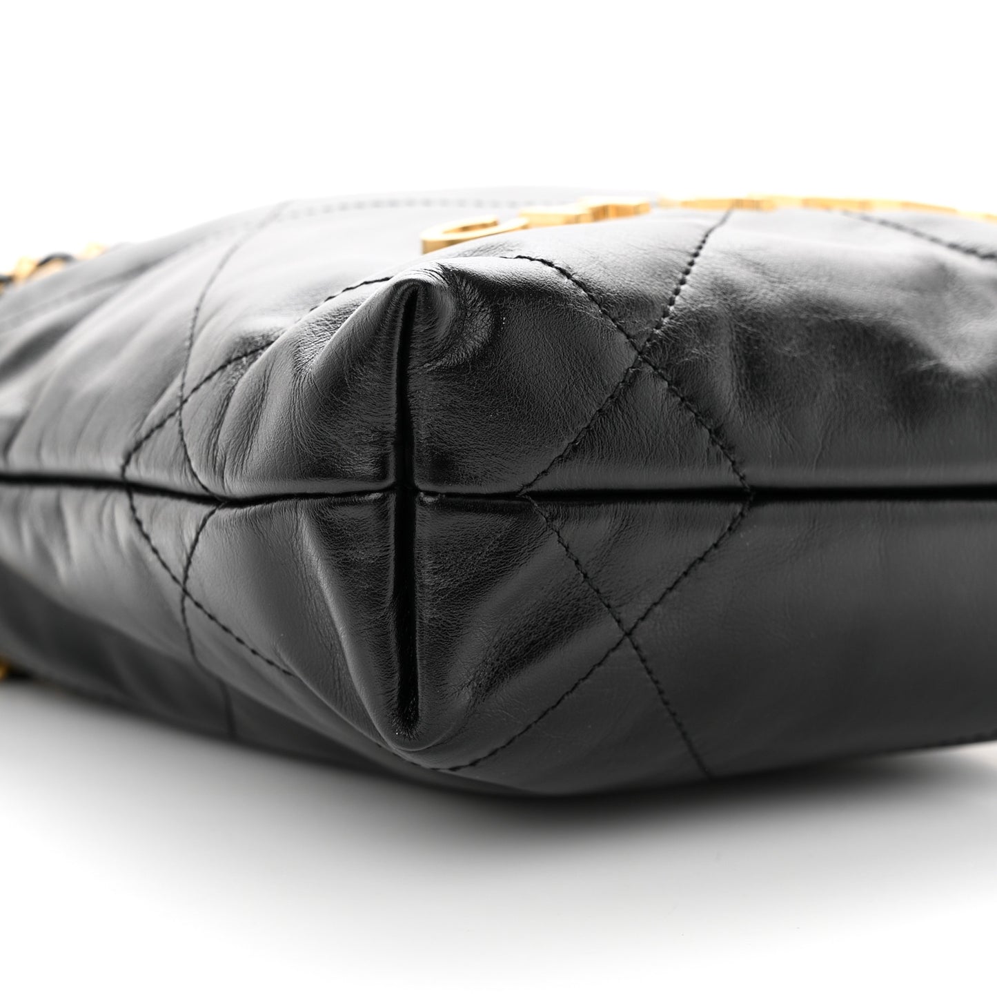 Shiny Calfskin Quilted Mini Chanel 22 Black