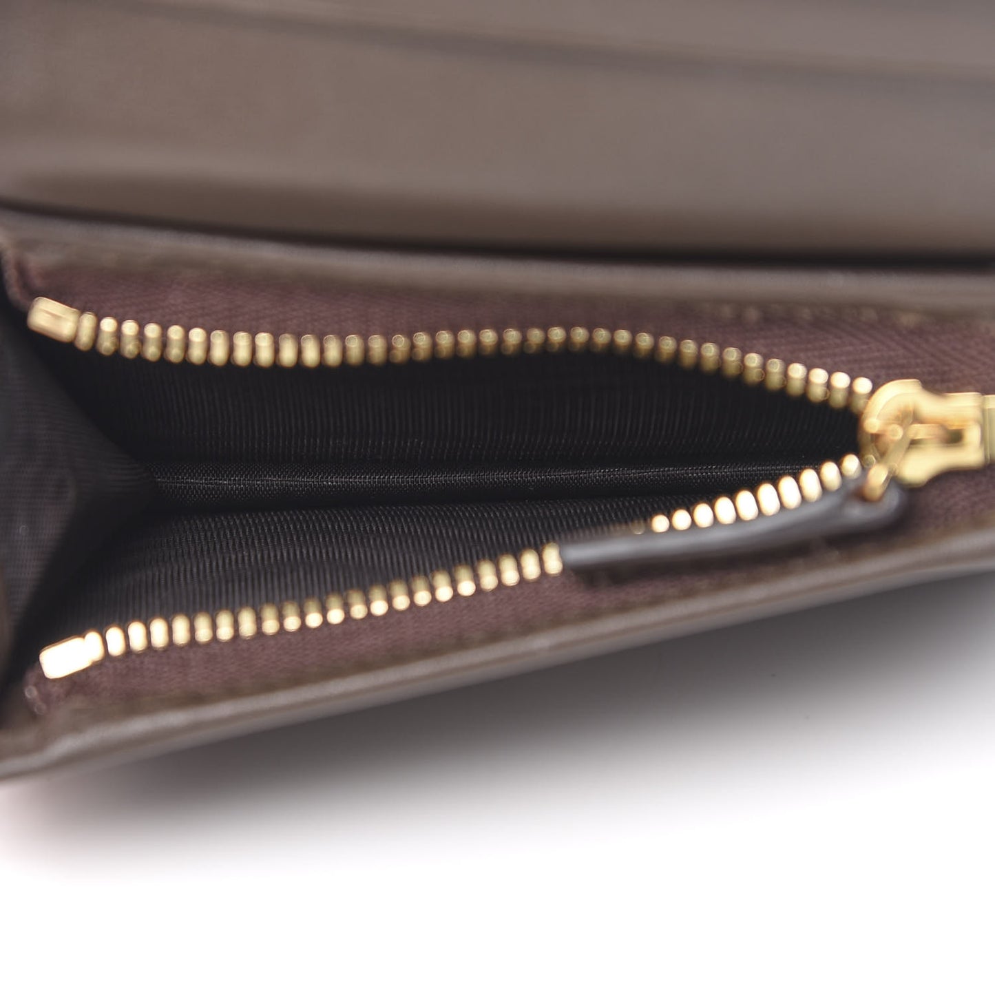 GG Supreme Monogram Card Case Beige