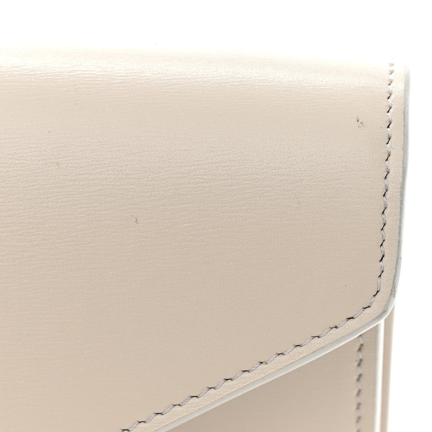 Shiny Calfskin Triomphe Margo Wallet on Chain Light Stone