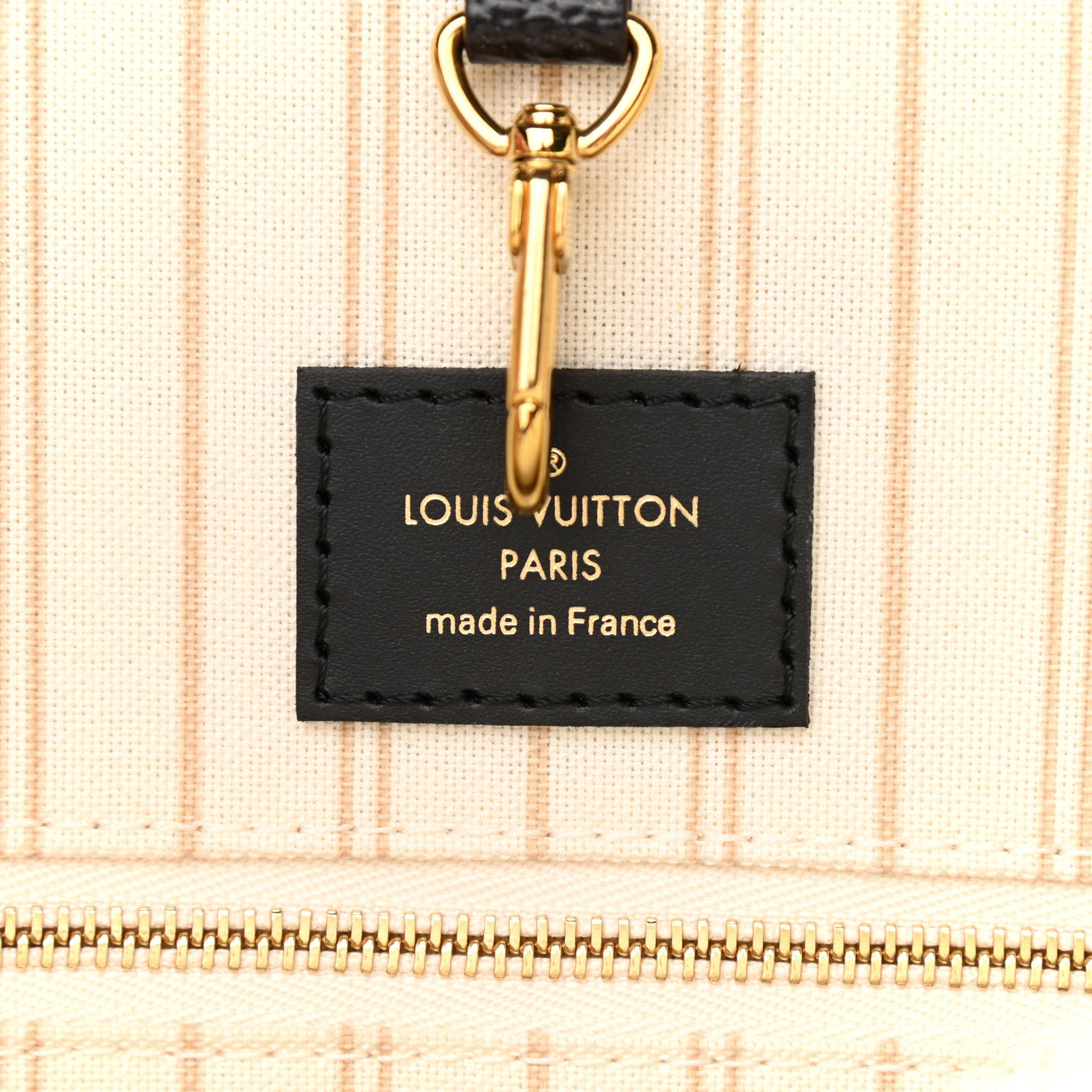 Louis Vuitton Monogram Giant Jungle Onthego GM Ivory 6 of 9