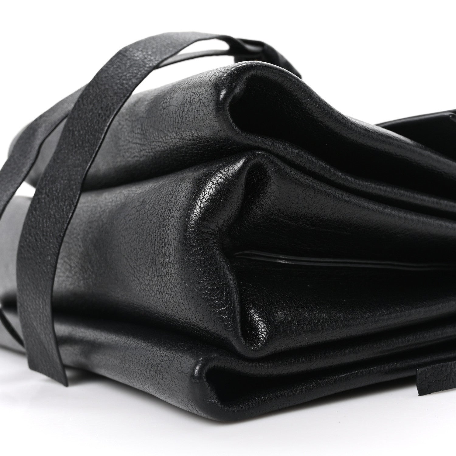 Valentino Garavani Pebbled Calfskin VRing Shoulder Bag Black 8 of 8