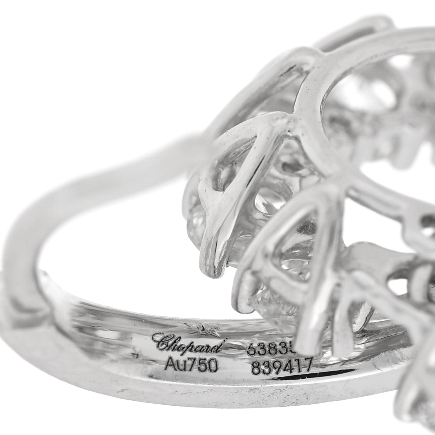 Chopard 18K White Gold Diamond L'Heure du Diamant Heart Earrings 4 of 4