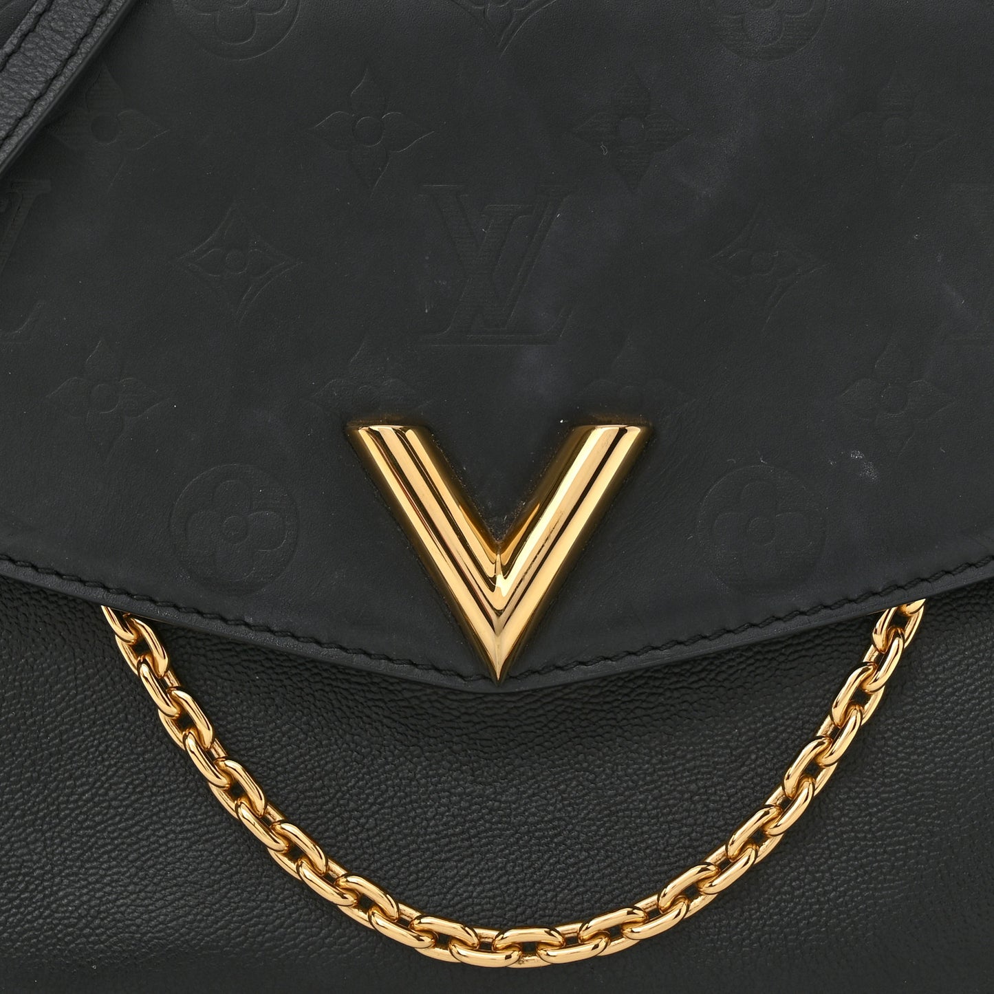 Calfskin Monogram Very Messenger Black