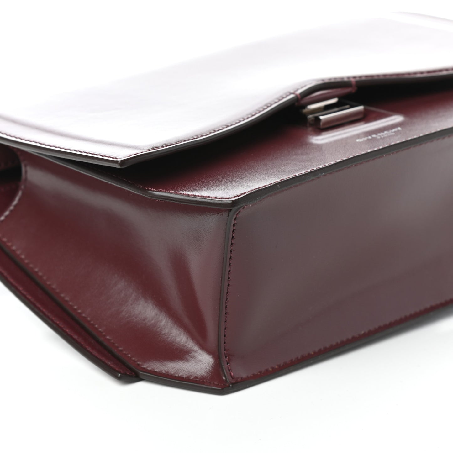 Calfskin Medium Bow Cut Shoulder Bag Burgundy