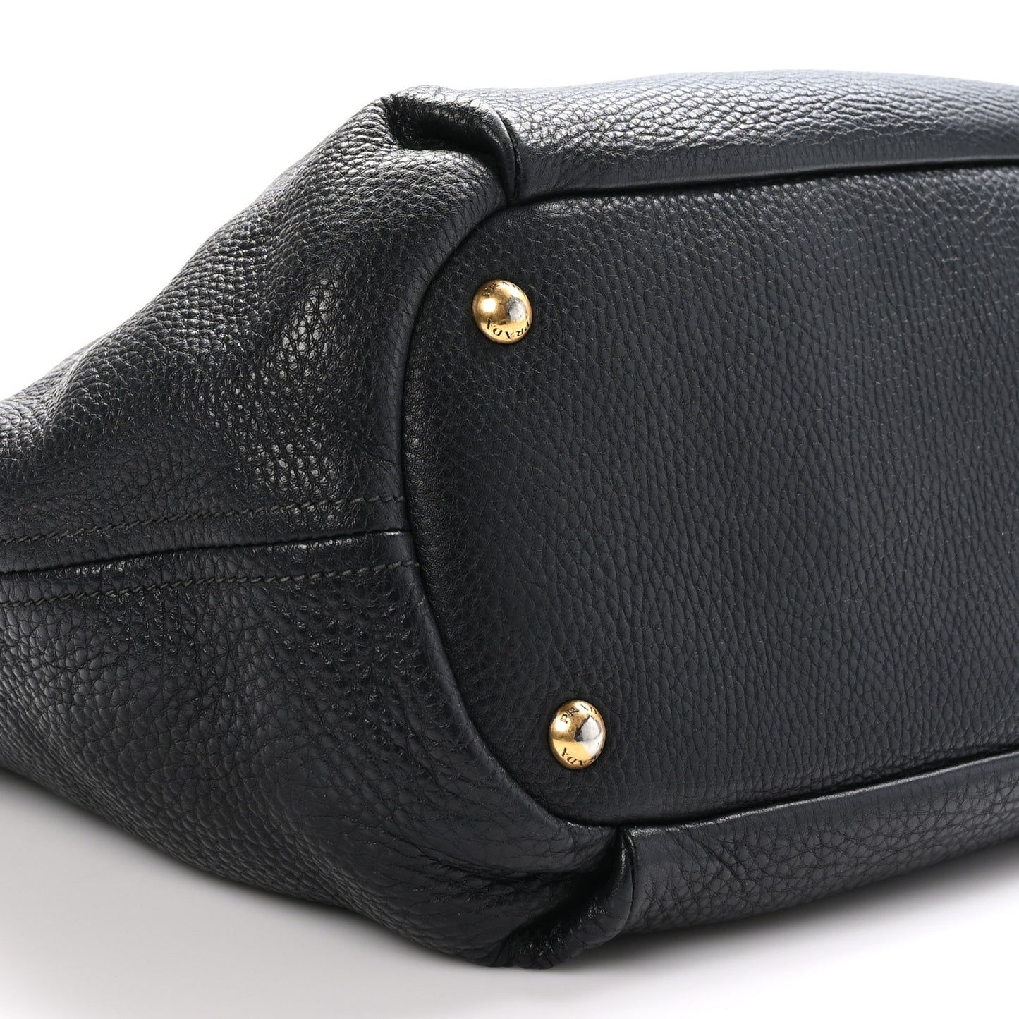 Vitello Daino Shopping Tote Black