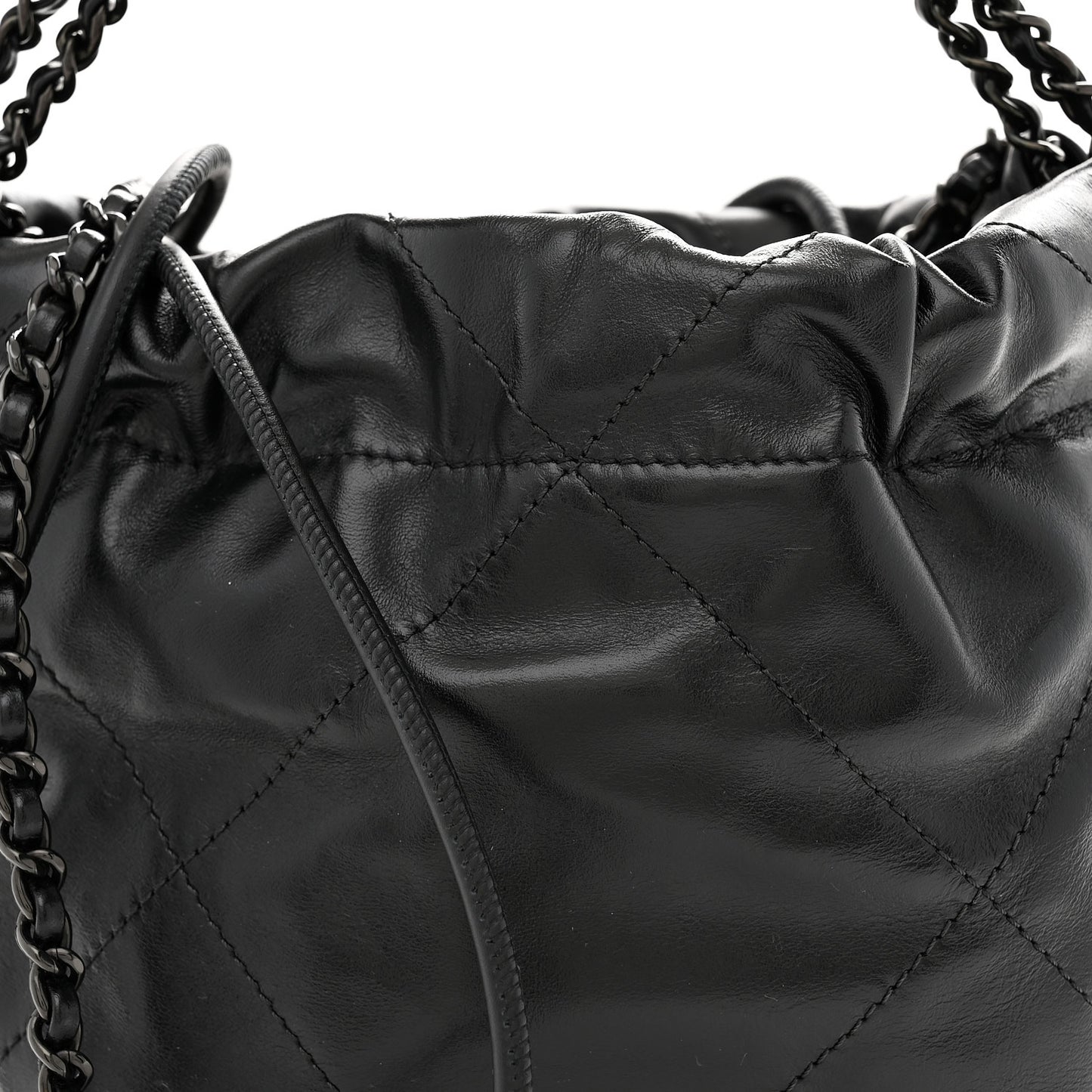 Shiny Calfskin Quilted Mini Chanel 22 So Black