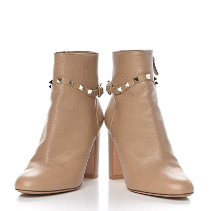 Valentino Garavani Pebbled Calfskin Rockstud Single Buckle 90mm Block Heel Ankle Boots 38 Camel Rose 6 of 12