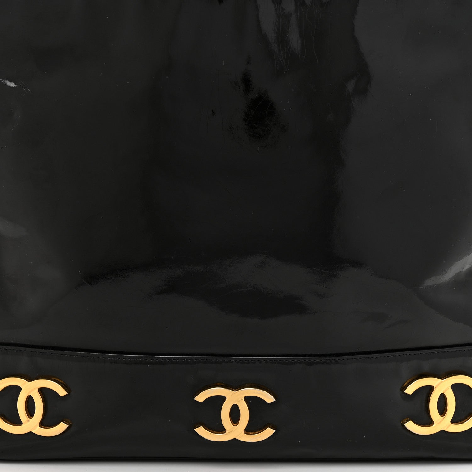 Chanel Patent CC Shoulder Bag Black 10 of 18