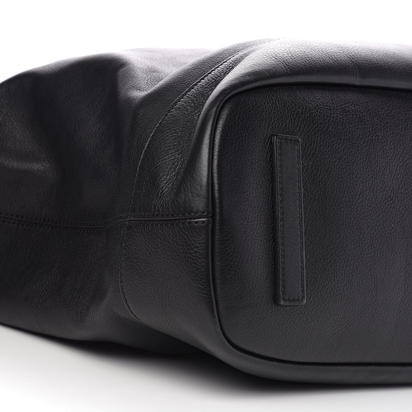 Waxed Calfskin Studded Medium Nightingale Black