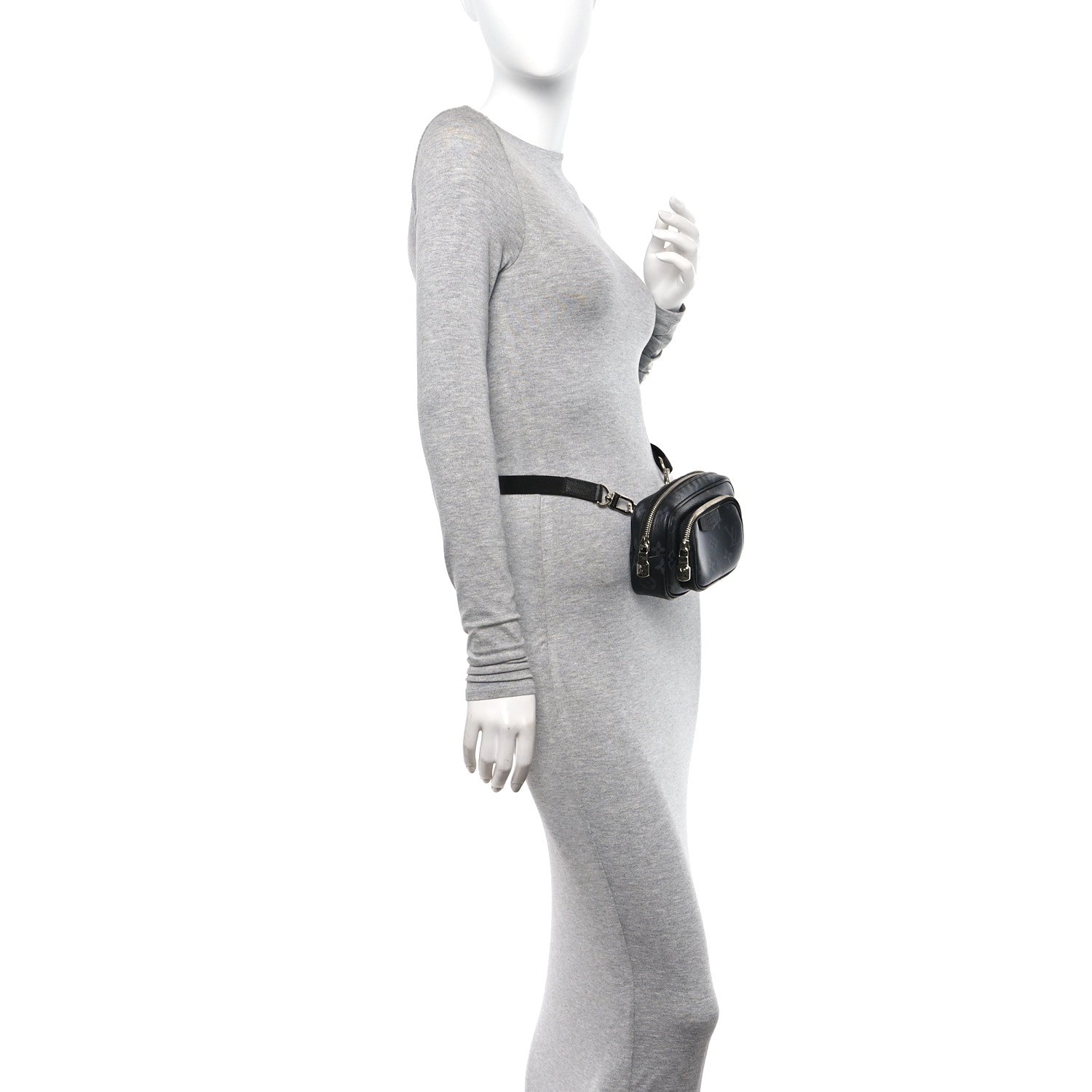 Louis Vuitton Monogram Eclipse Taigarama Outdoor Pouch Black 2 of 12