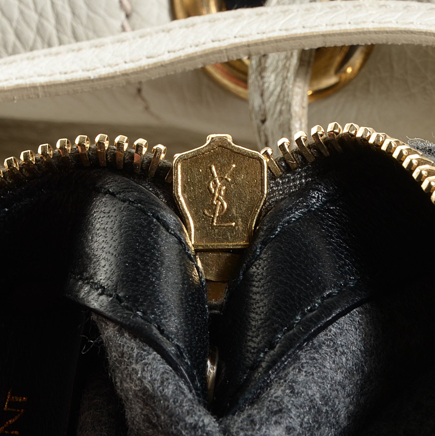Saint Laurent Leather Overseas Faubourg Tote White 8 of 8