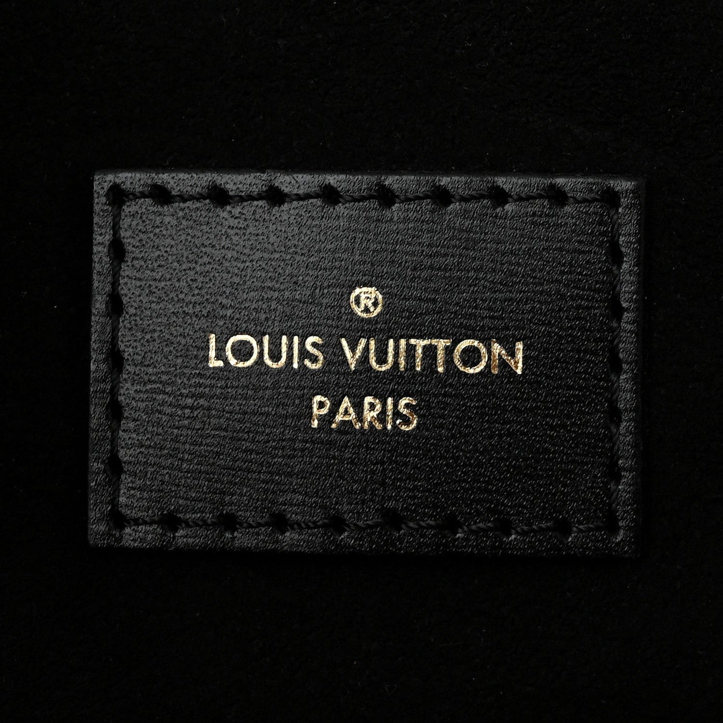 Reverse Monogram Pochette Metis