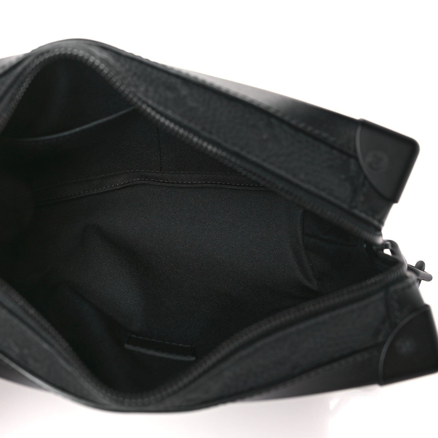 Louis Vuitton Taurillon Monogram Solar Ray Soft Trunk Black 4 of 8