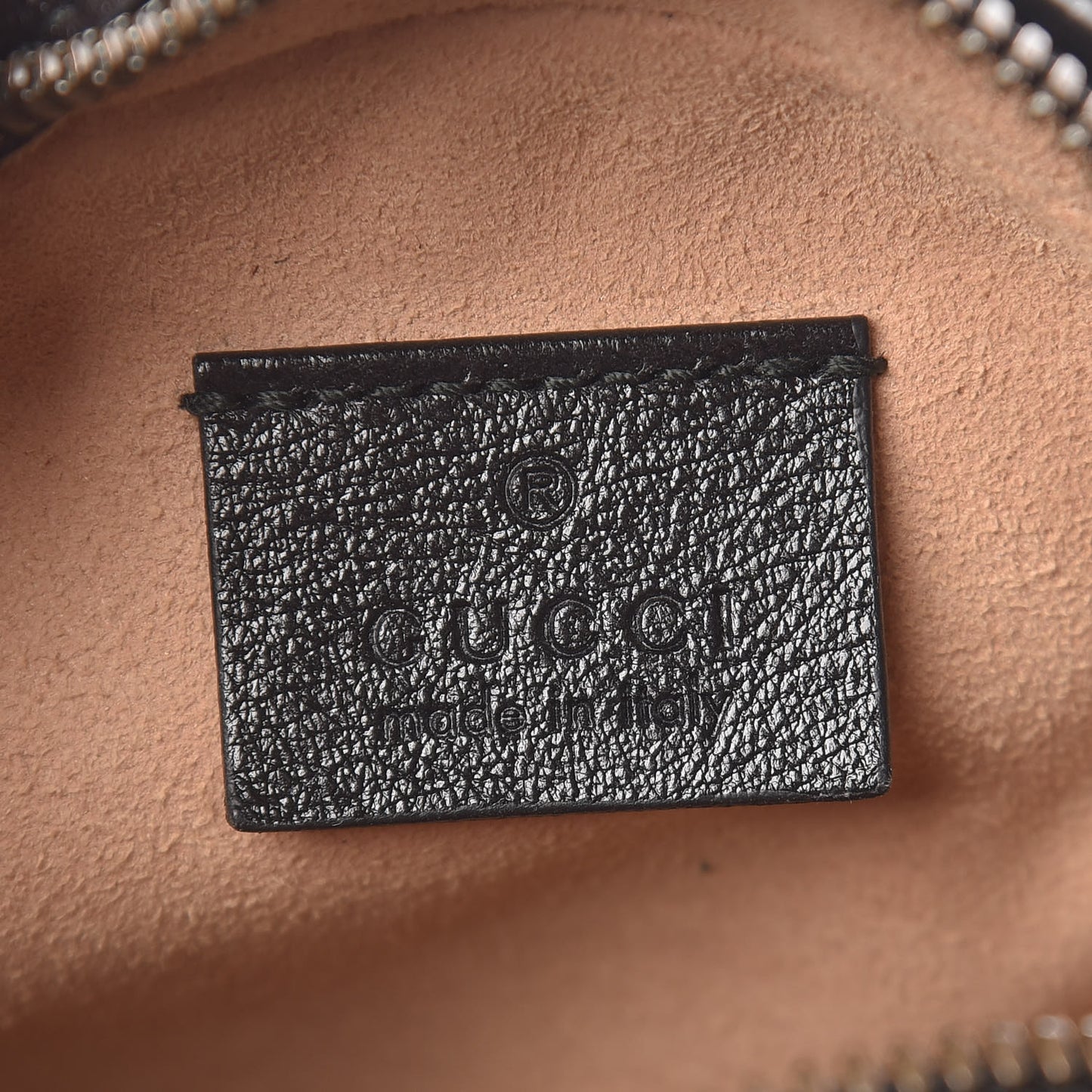 Azalea Calfskin Matelasse Heart Mini GG Marmont Round Shoulder Bag Black