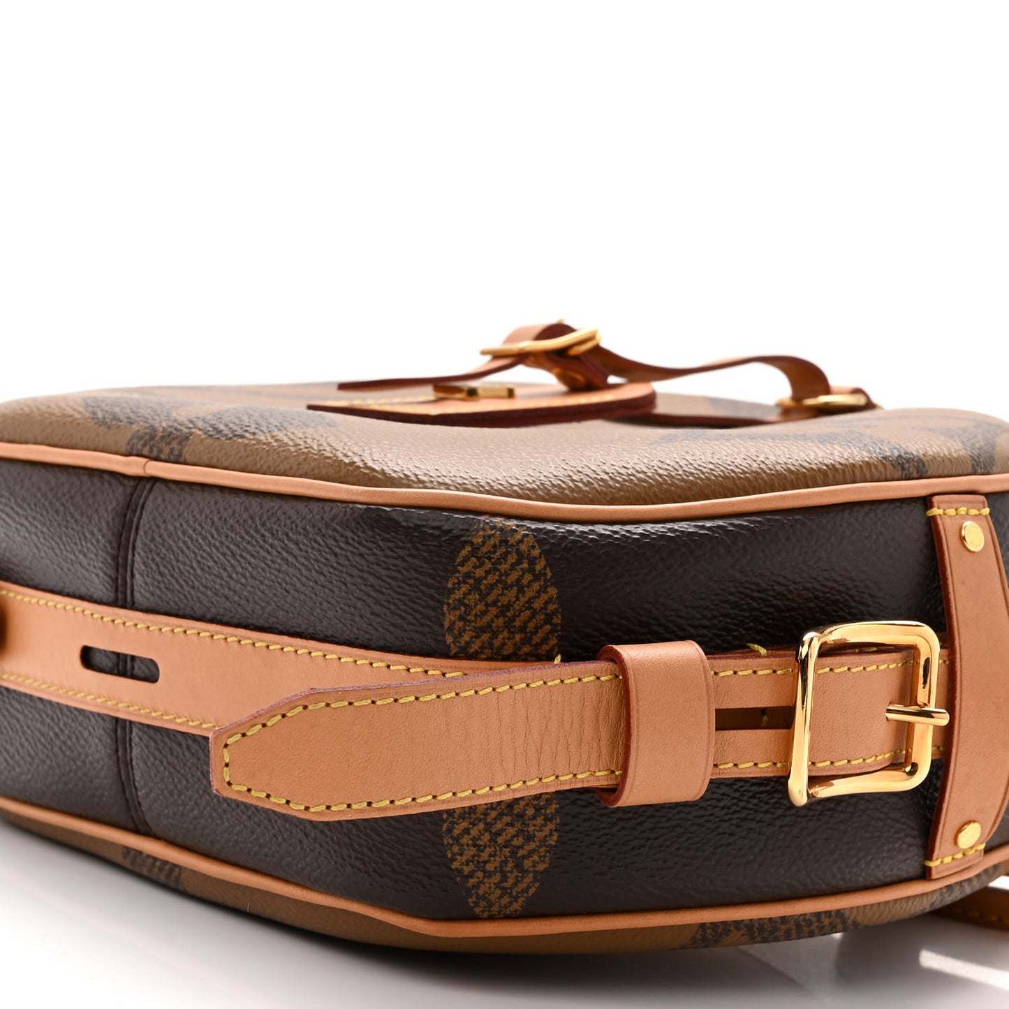 Reverse Monogram Giant Boite Chapeau Souple