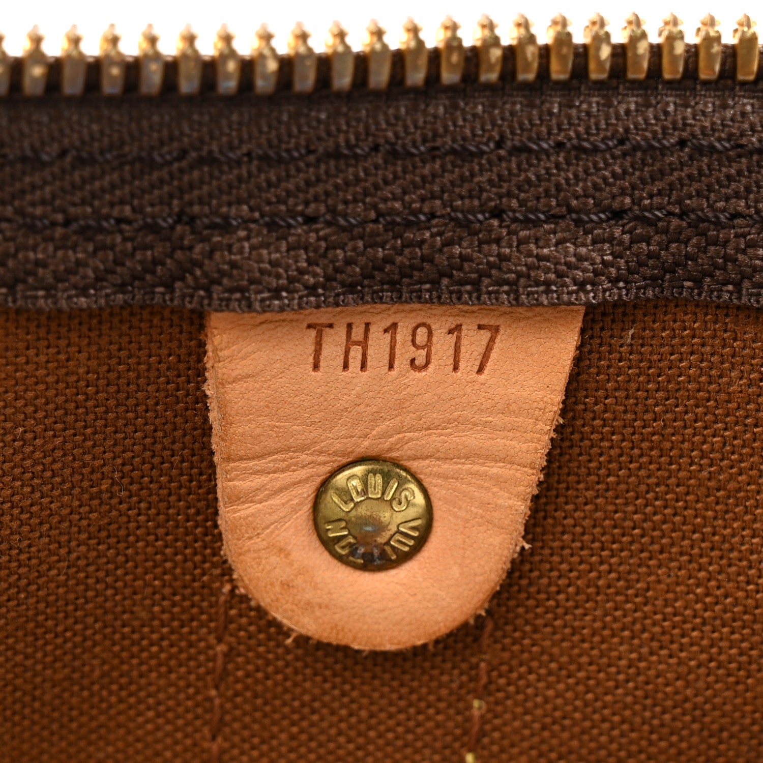 Louis Vuitton Monogram Keepall Bandouliere 55 7 of 14