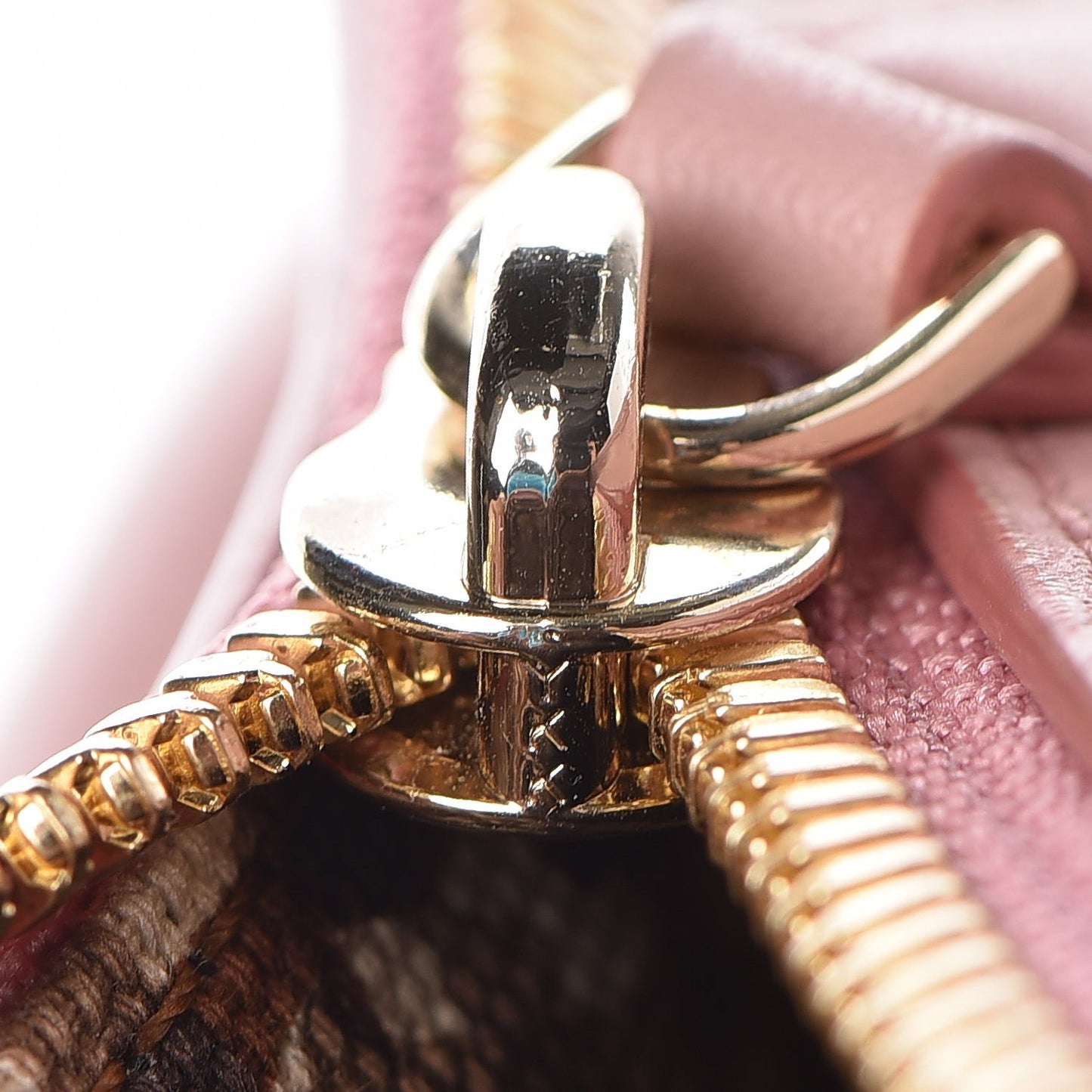 Visetos Medium Anya Zip Top Shopper Tote Pink