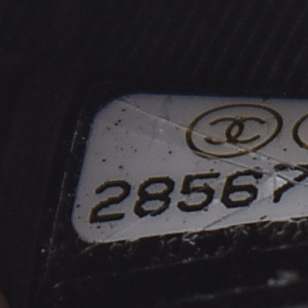 Aged Calfskin Quilted Medium Reissue Cosmetic Case So Black