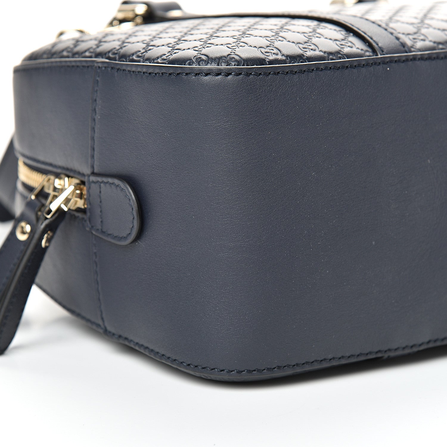 Gucci Microguccissima Medium Crossbody Bag Blue 8 of 9