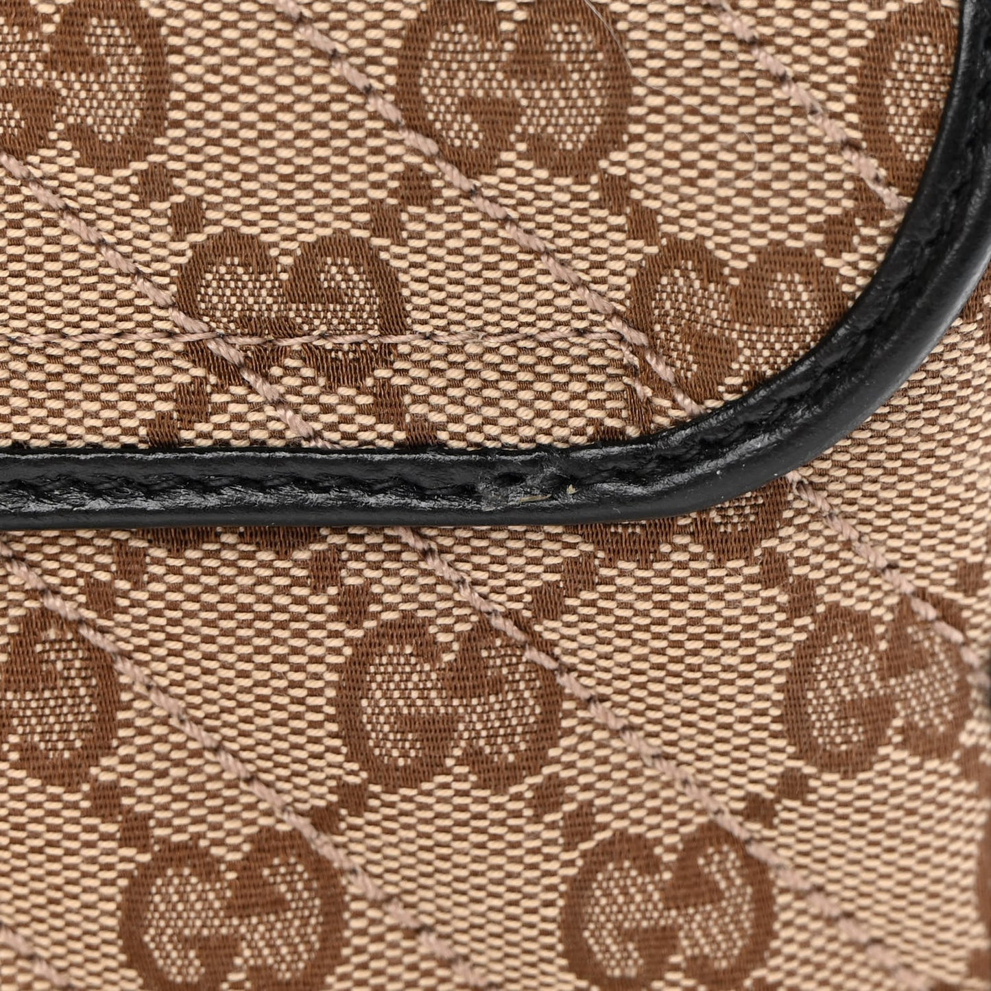 Monogram Matelasse Diagonal Small GG Marmont Shoulder Bag Beige Black