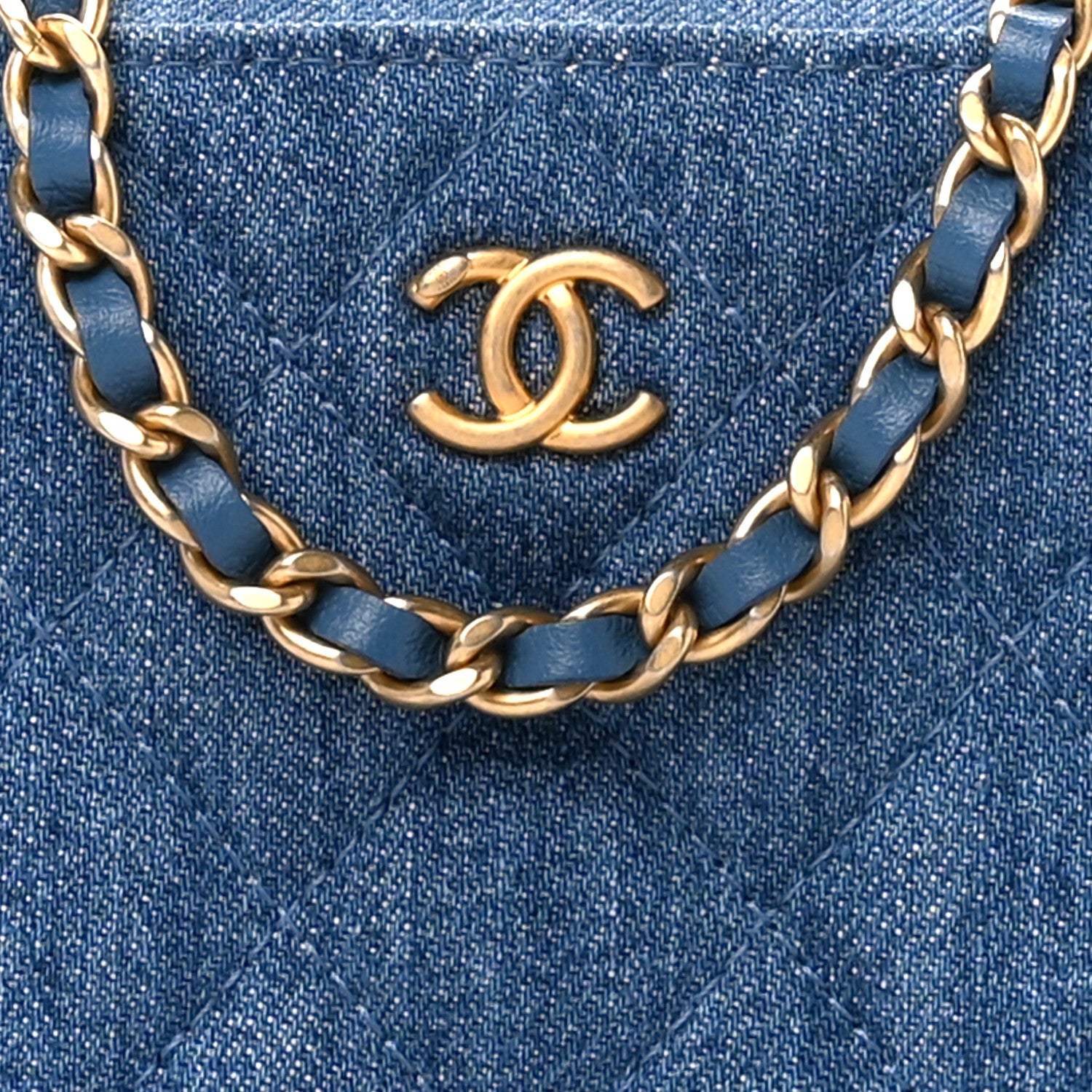 Chanel Denim Quilted CC Pearl Crush Camera Case Blue 8 of 10