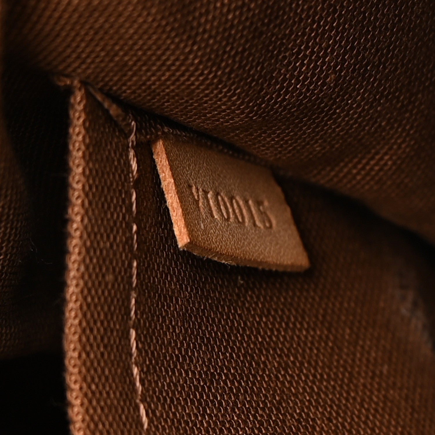 Louis Vuitton Monogram Batignolles 7 of 15