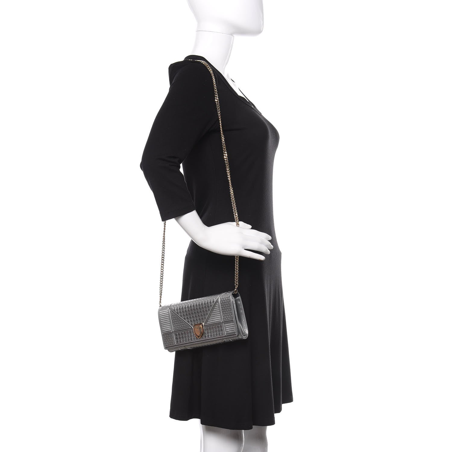Christian Dior Metallic Patent Micro-Cannage Diorama Croisiere Chain Wallet Silver 2 of 11