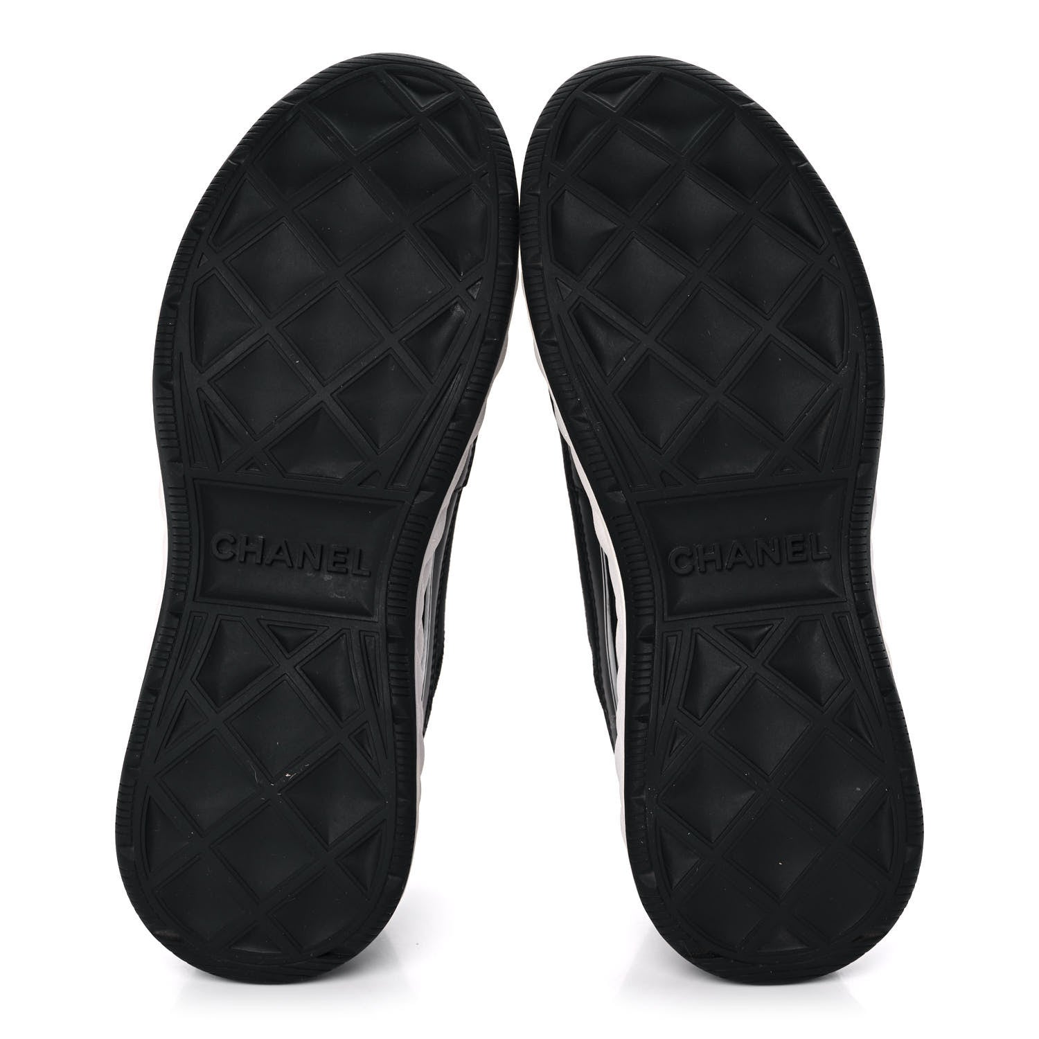 Chanel Velvet Calfskin Mixed Fibers CC Sneakers 38 Black 5 of 9